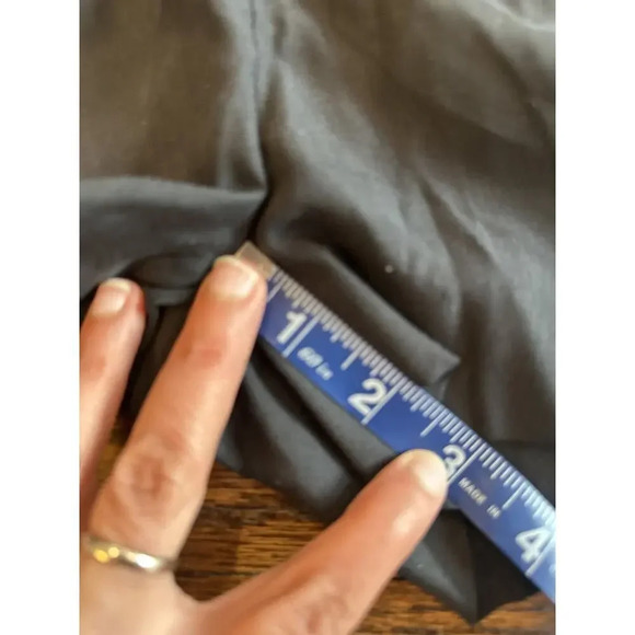 rag & bone New York Black Pleated Pocket Shorts Size 2 1072 - Picture 3 of 9